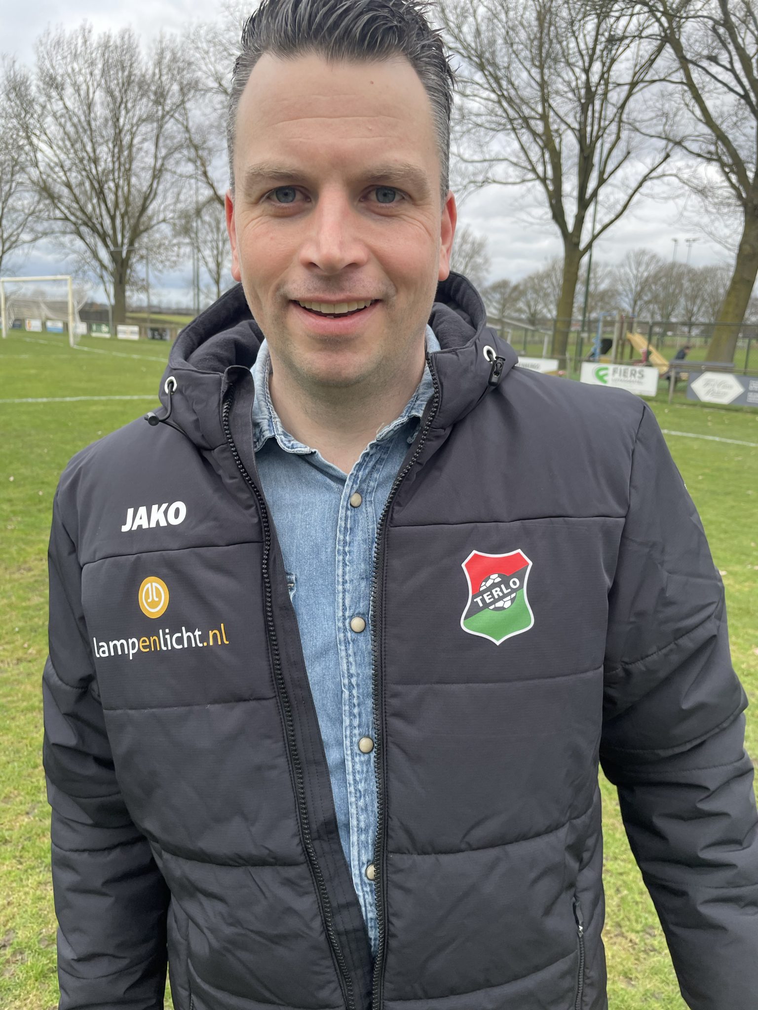 Nieuwe jassen dankzij Lamp en Licht